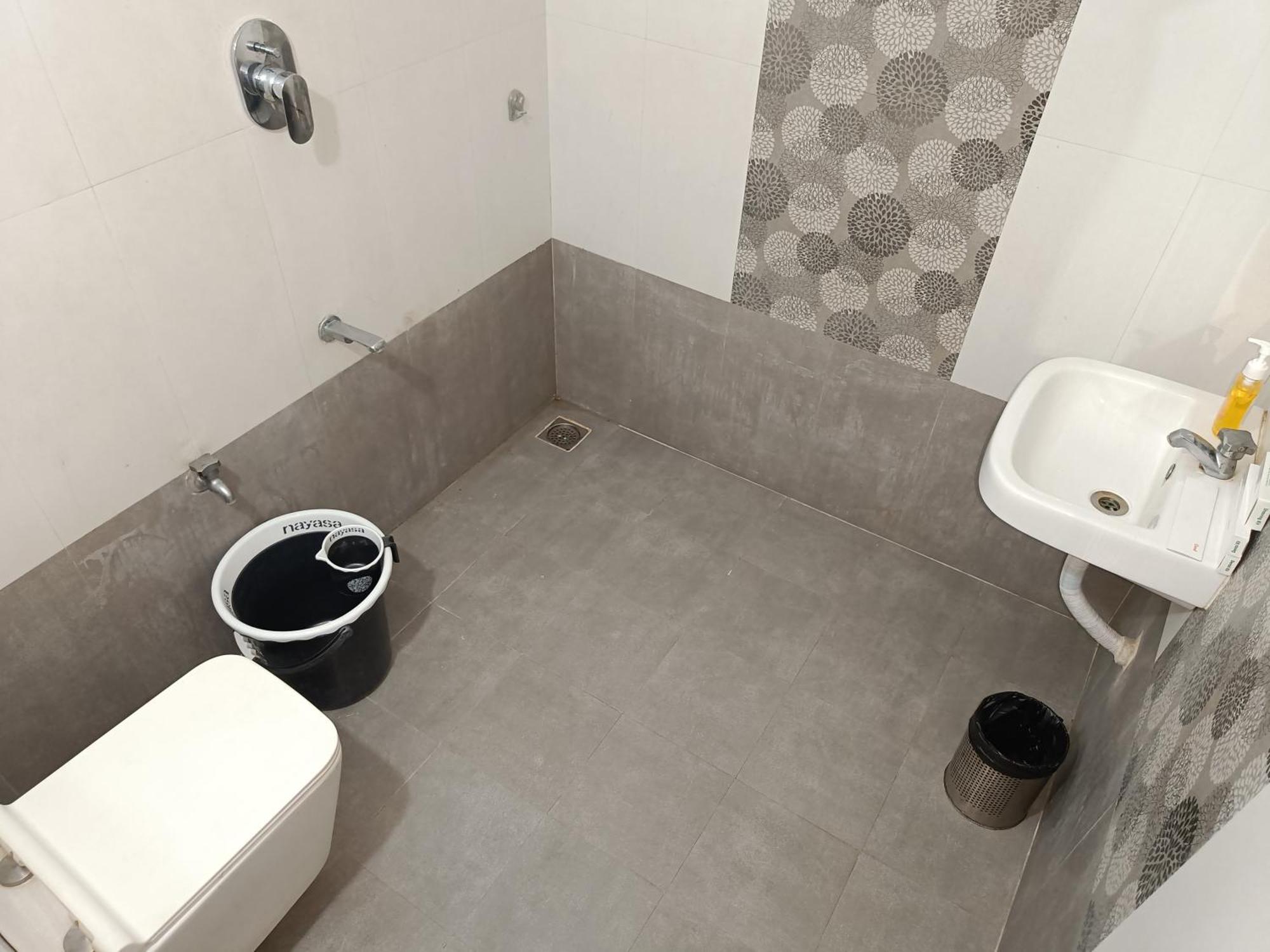 Hotel Bluesky Ramapuram 3*