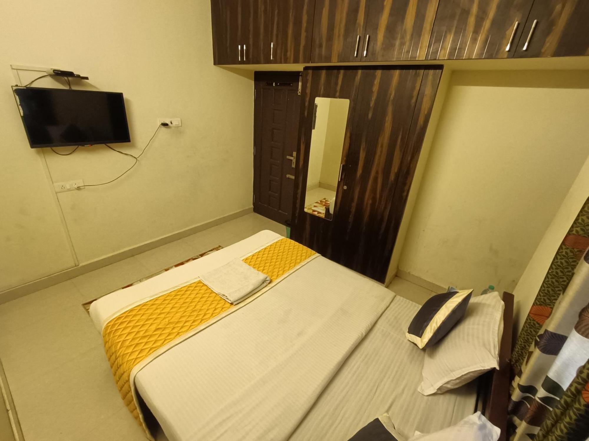 Hotel Bluesky Ramapuram