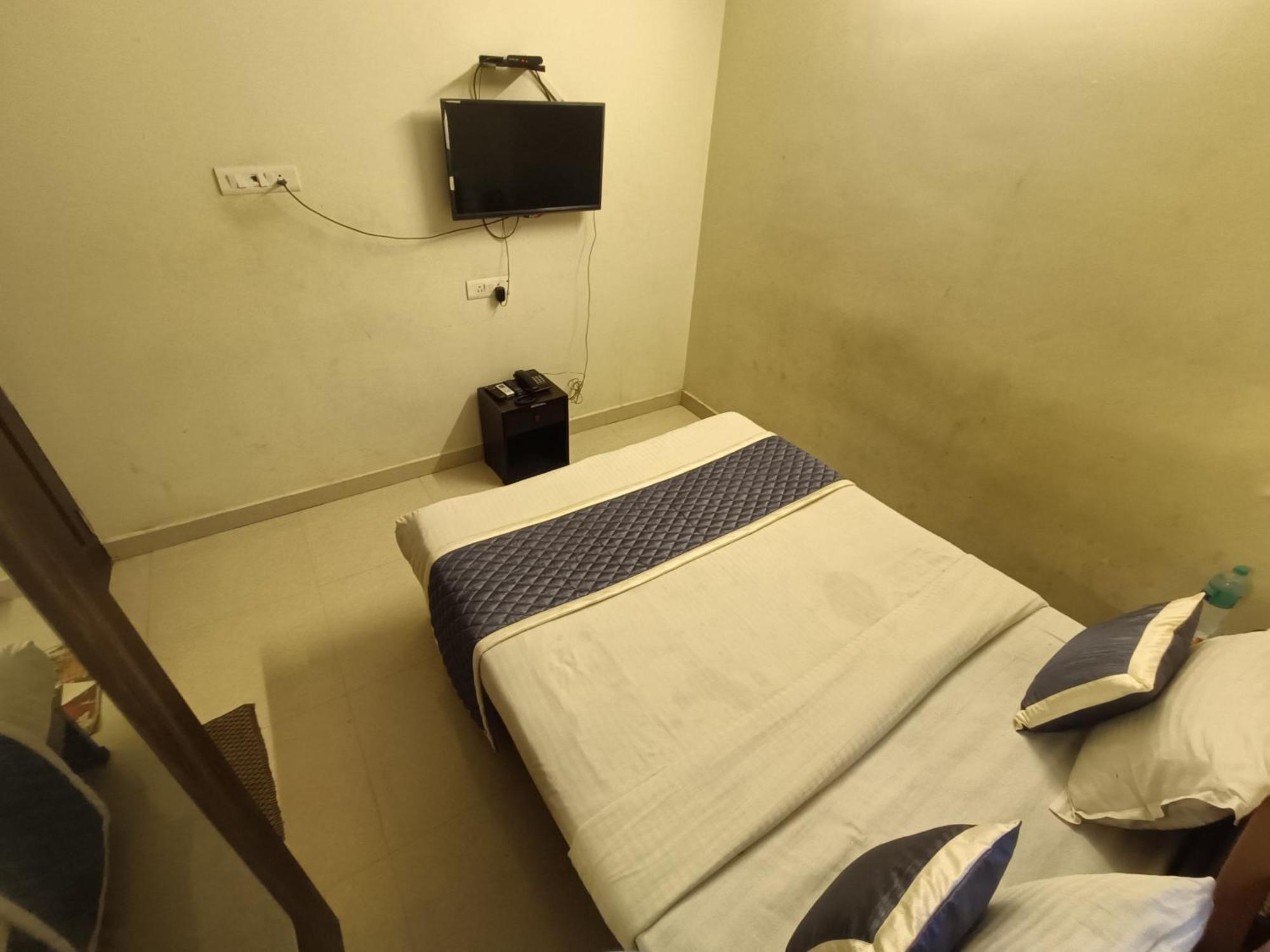 Bluesky Ramapuram Hotel Chennai