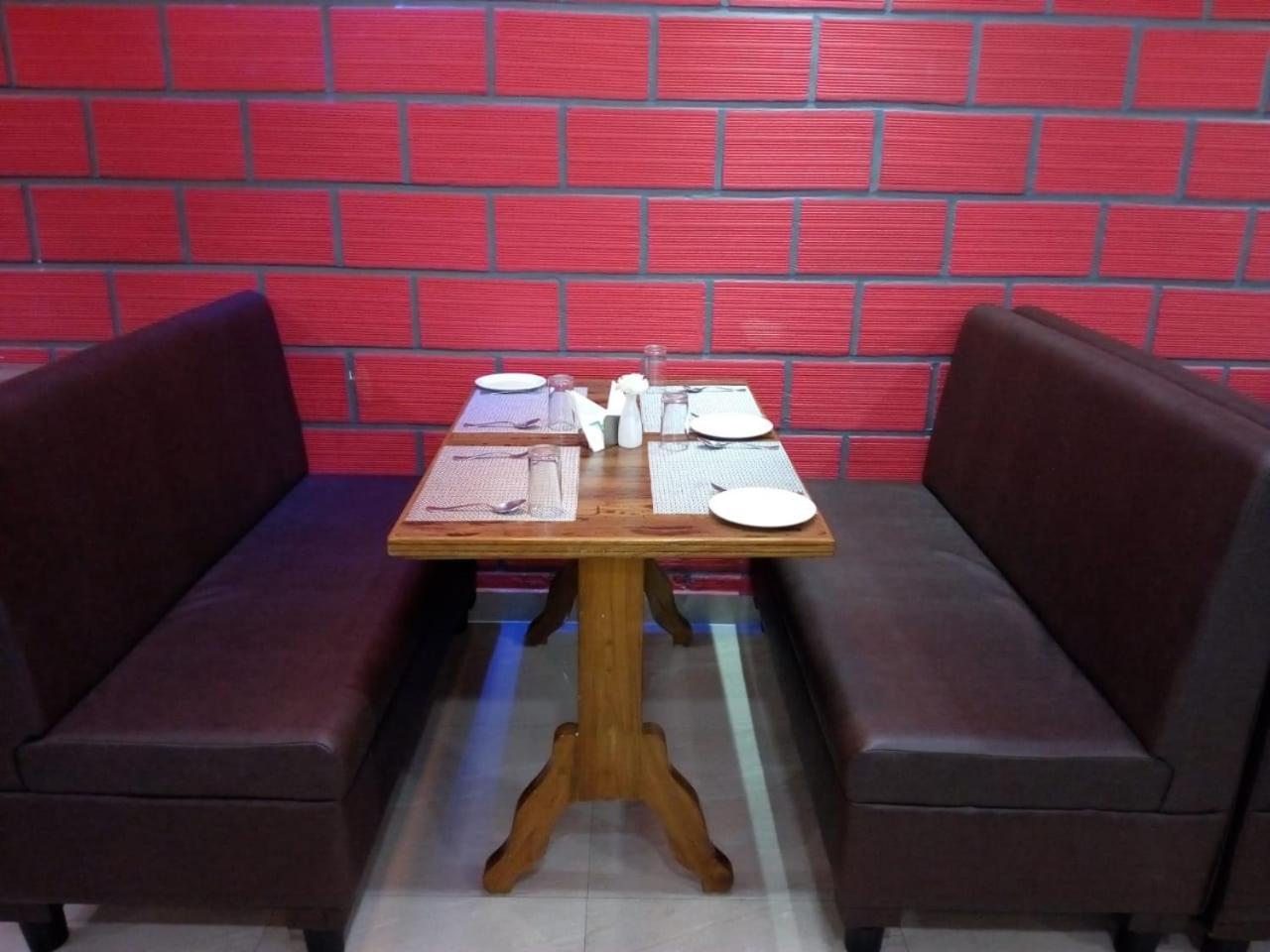 Agt Park Hotel