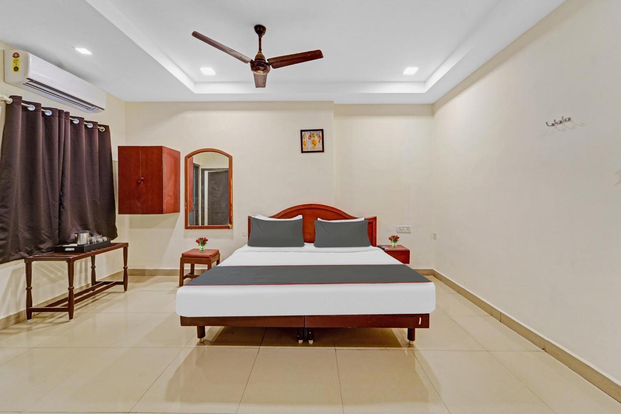 Hotel Super Townhouse G Silver Hotels Mount Road Chennai