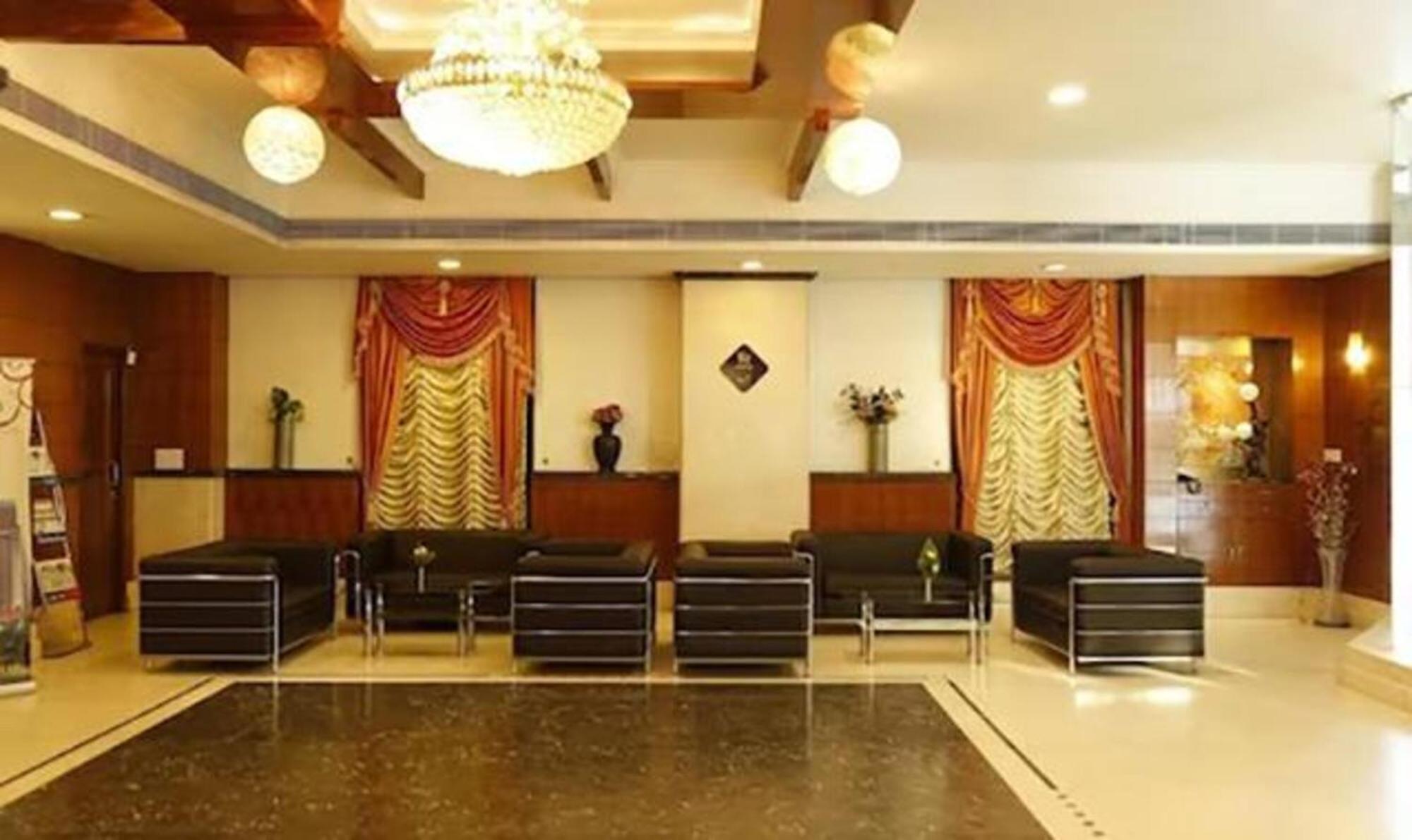 Hotel Fabhotel Prime Deluxe