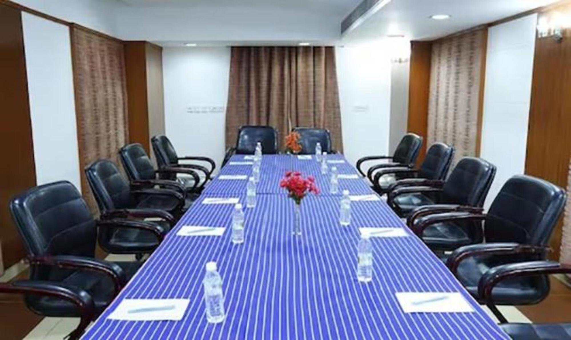 Fabhotel Prime Deluxe Chennai