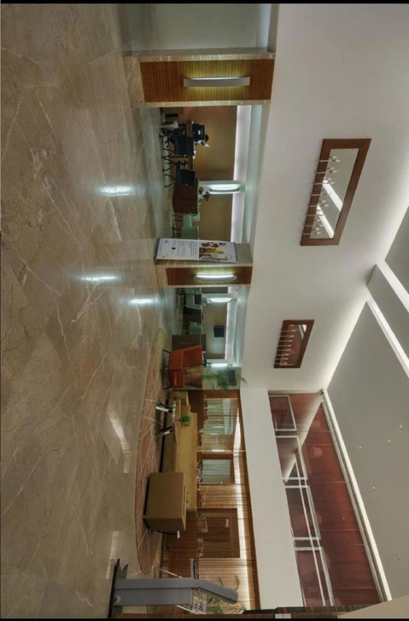 Pride Hotel, 4*