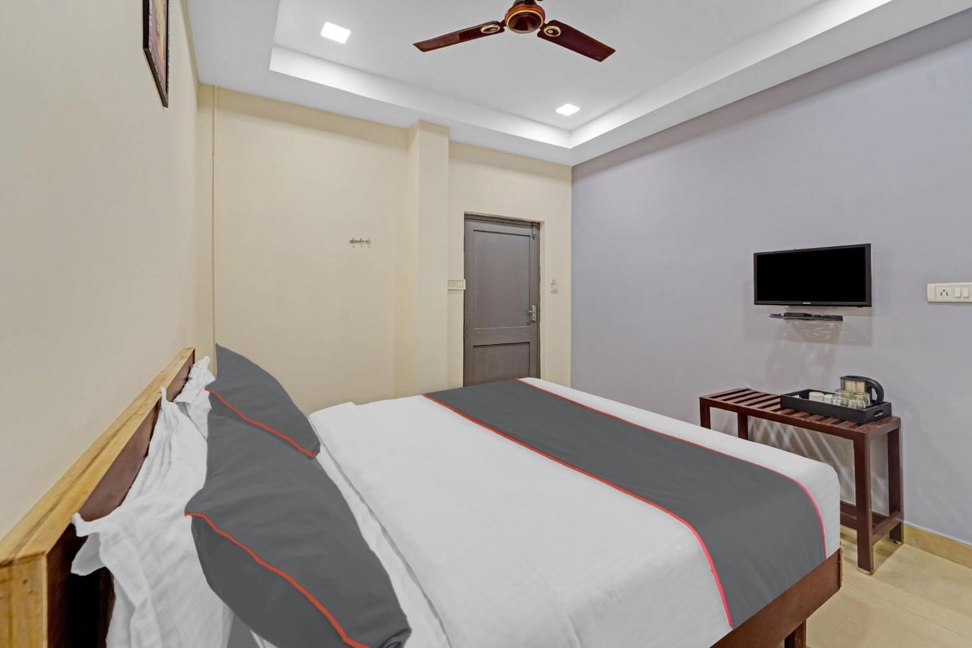 Hotel Super Townhouse G Silver Hotels Mount Road