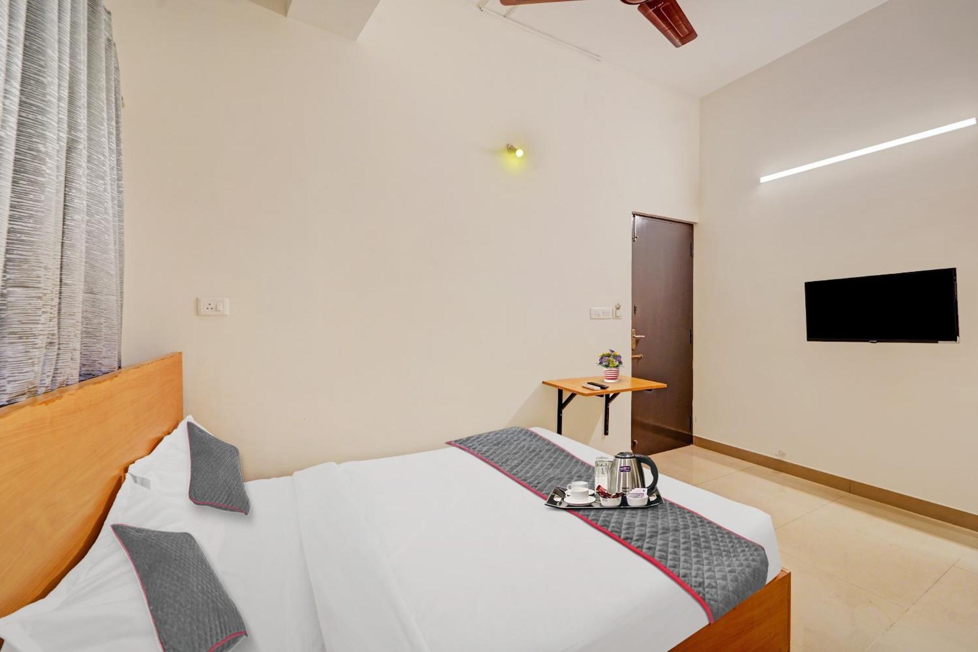 Townhouse Inn24 Airport Hotel 4*