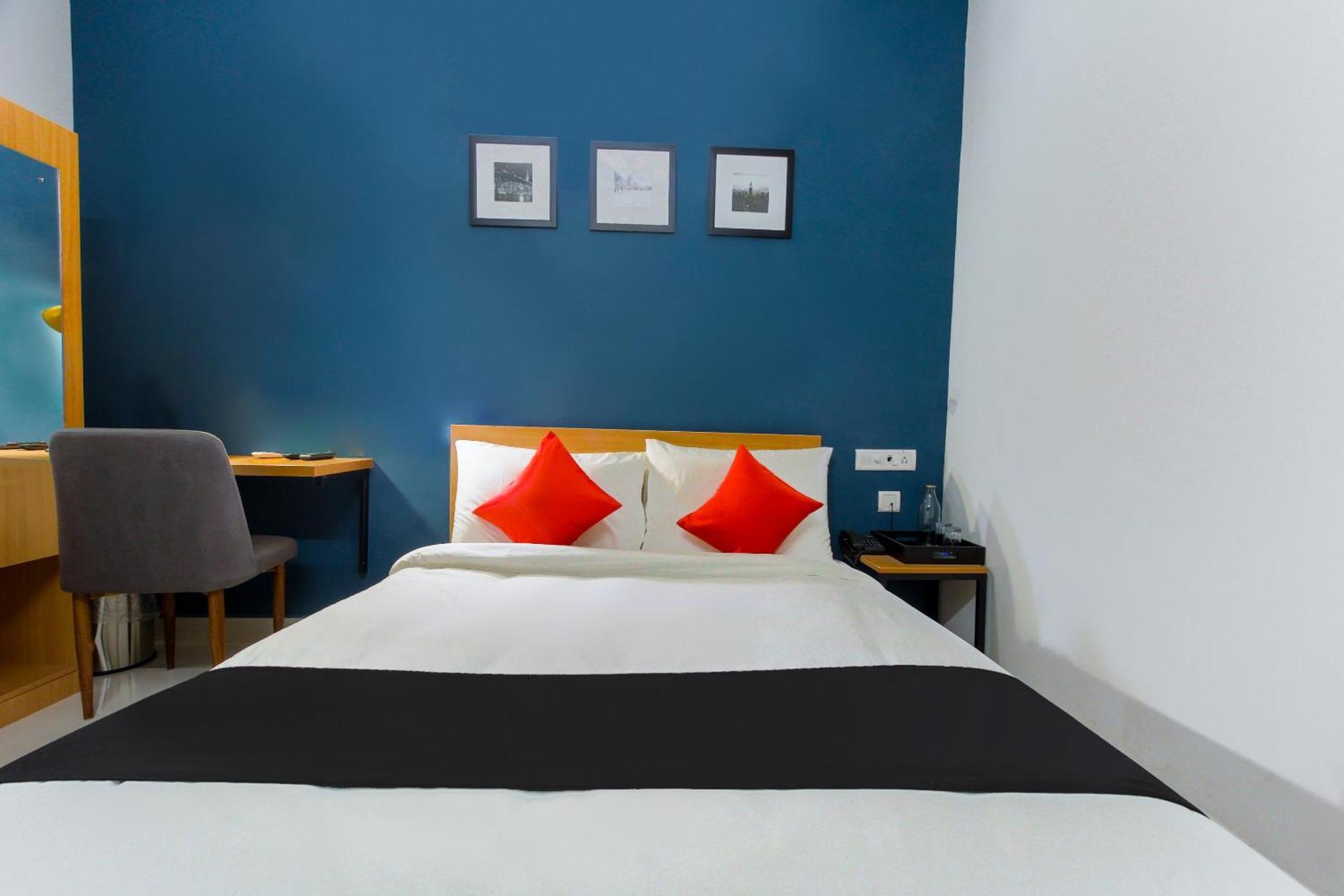 O Murugan Hotel