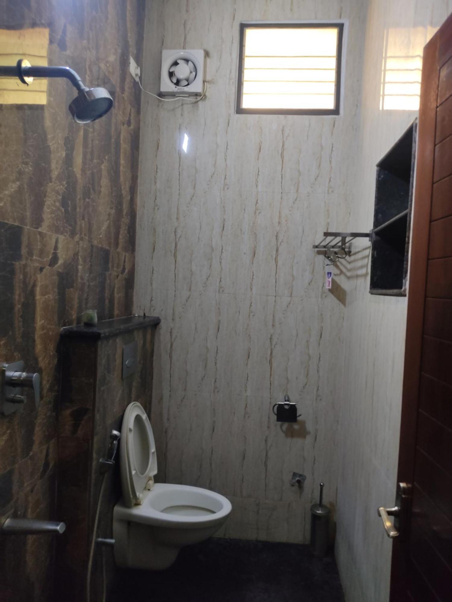 Iris Comfort Guest house