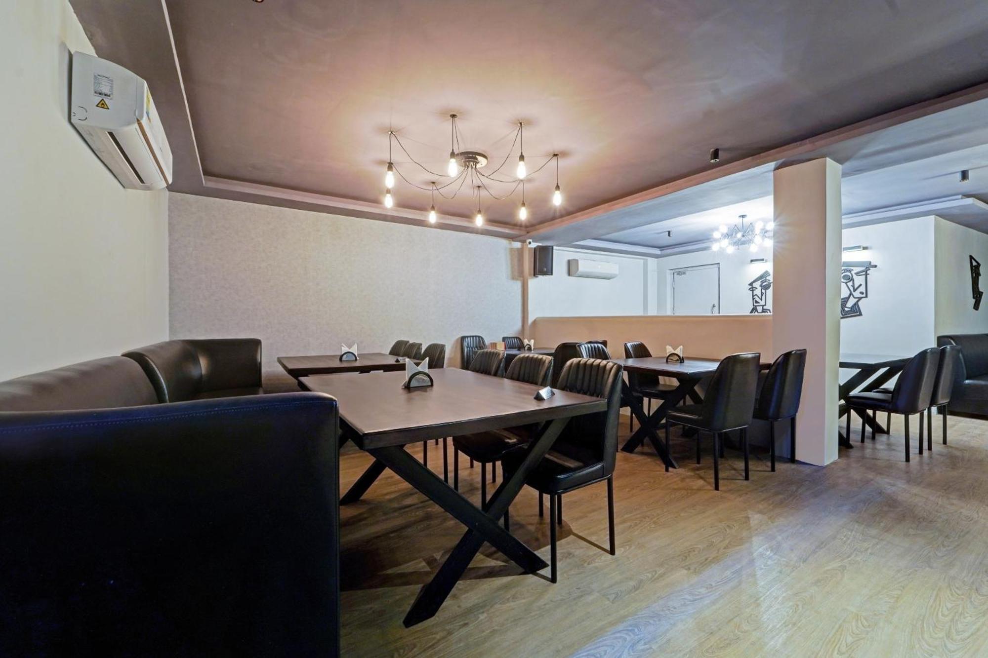 Hotel Townhouse Fantasea Near Omr Chennai