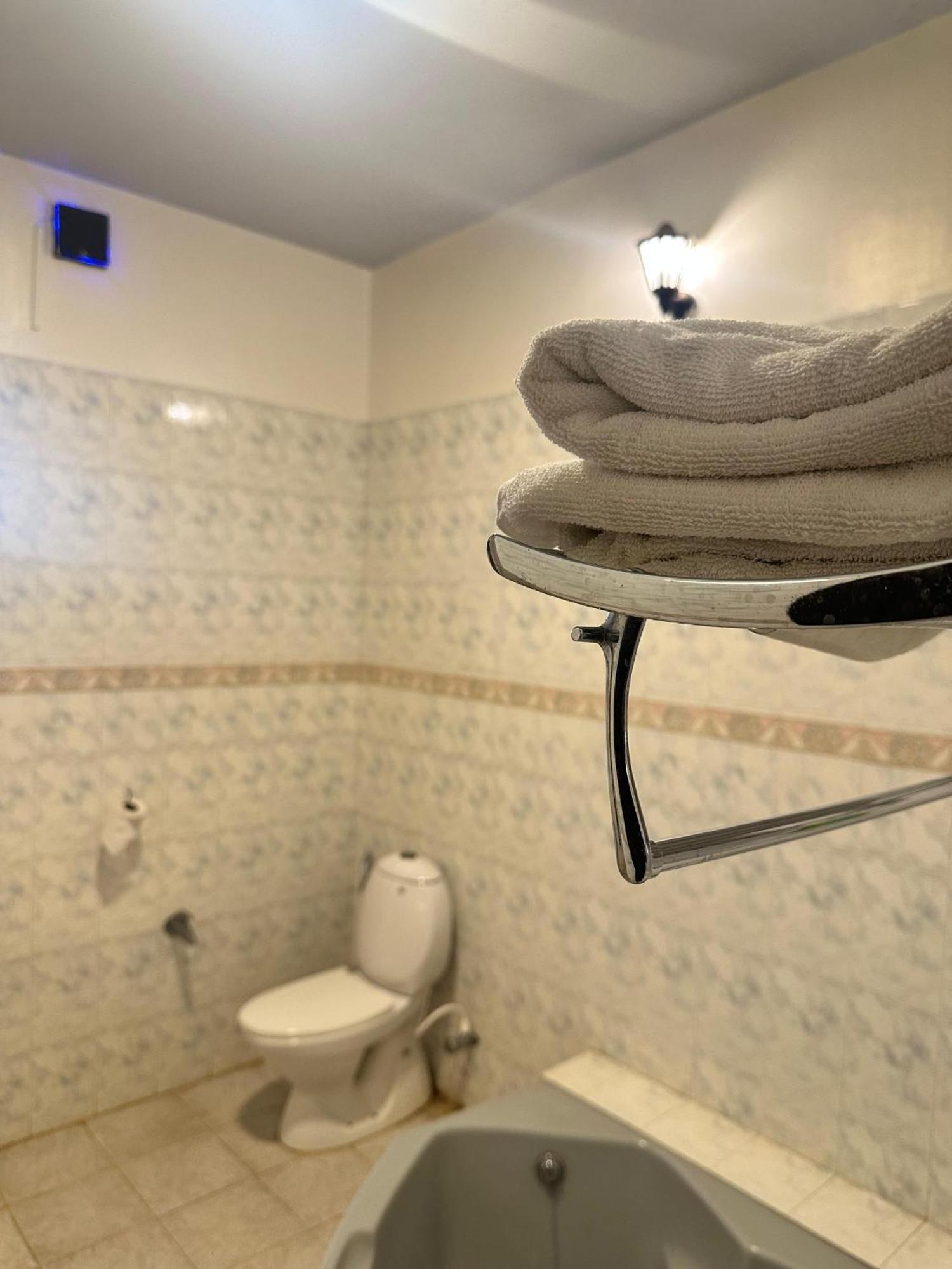 Brick Castle Hotel Chennai