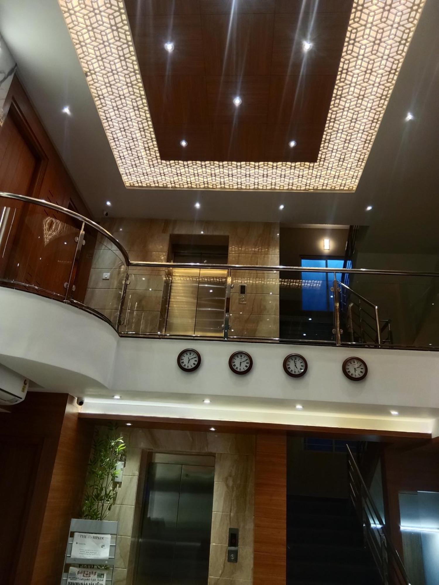 Hotel Grand Courtyard Business