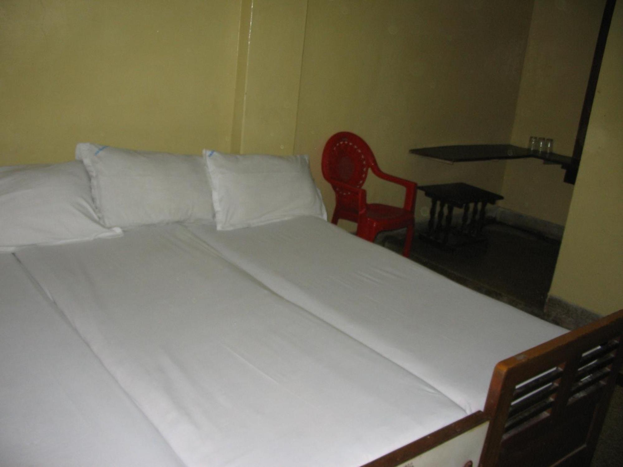 Vasantha Lodge Purasawalkam Chennai Alojamento Chennai