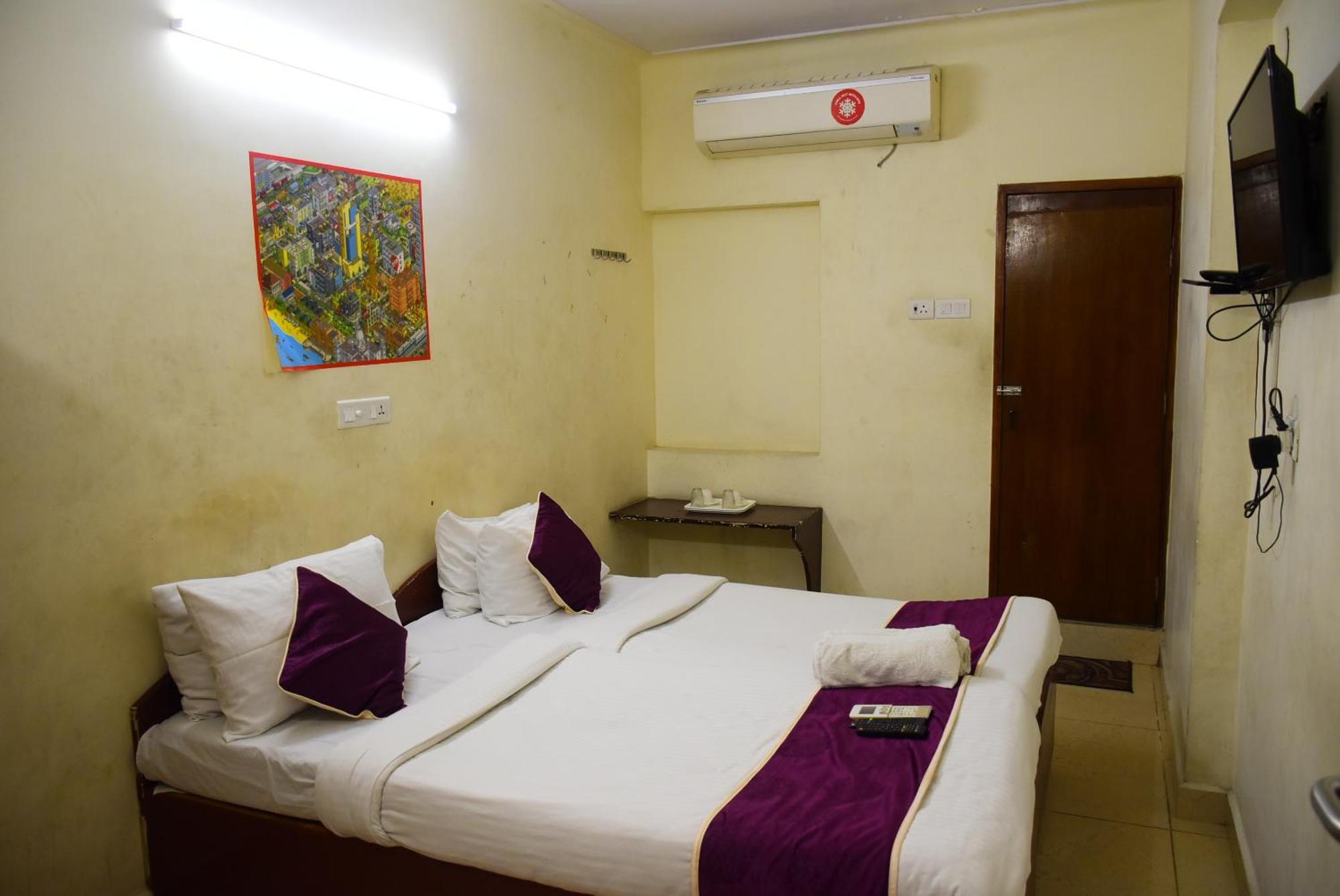 Naksha Tree Kishore - Koyambedu Hotel