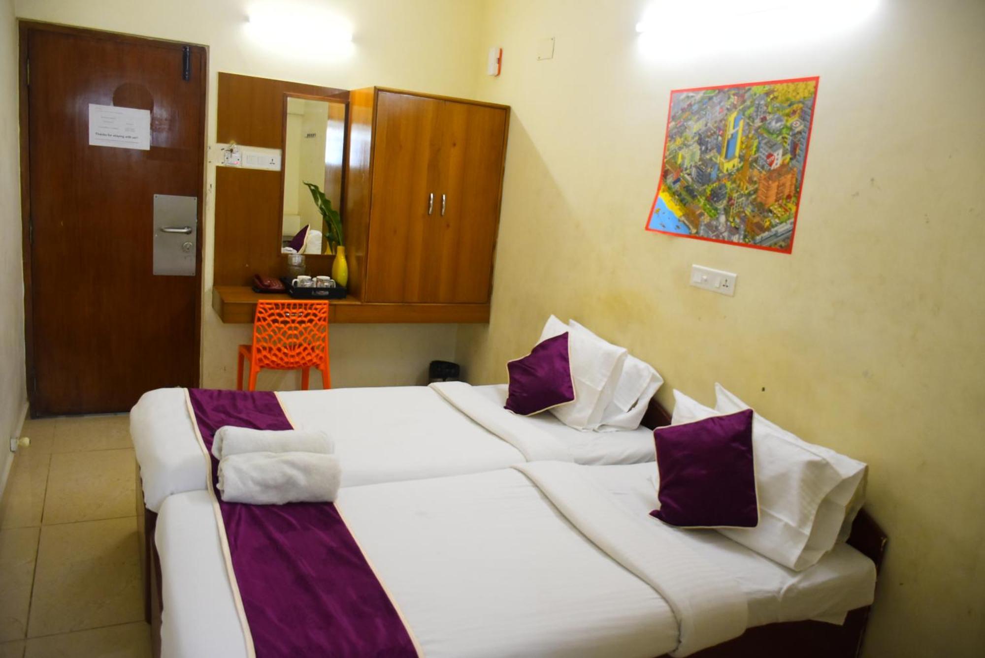 Hotel Naksha Tree Kishore - Koyambedu 3*