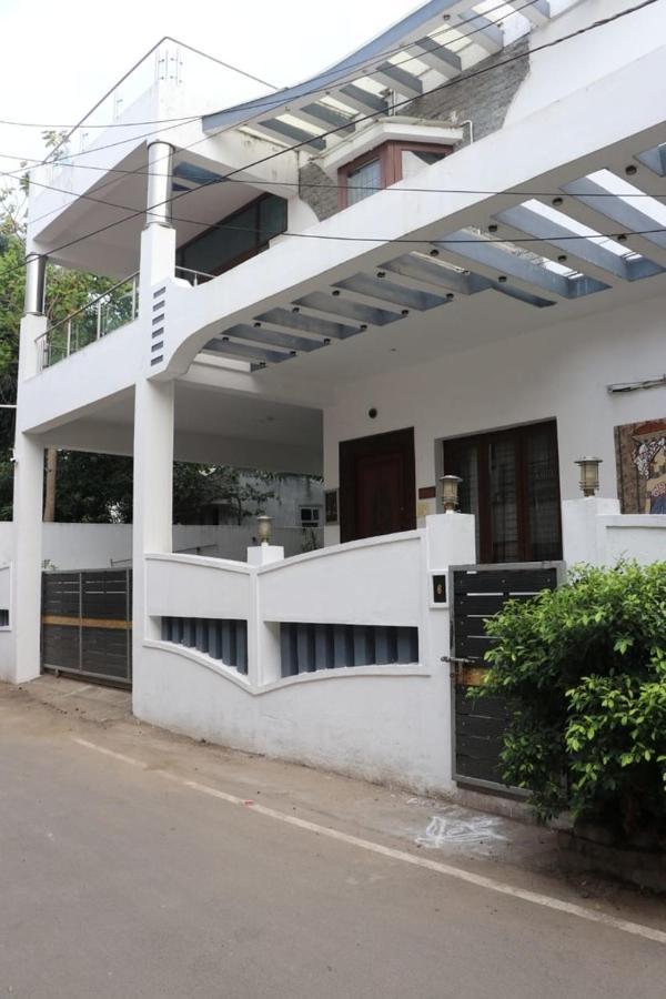 Guest house Ravana Egyptian's *