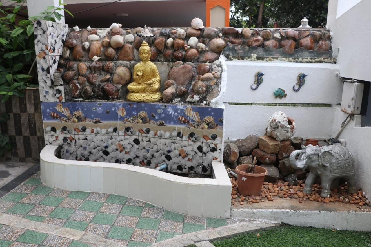 Guest house Ravana Egyptian's *