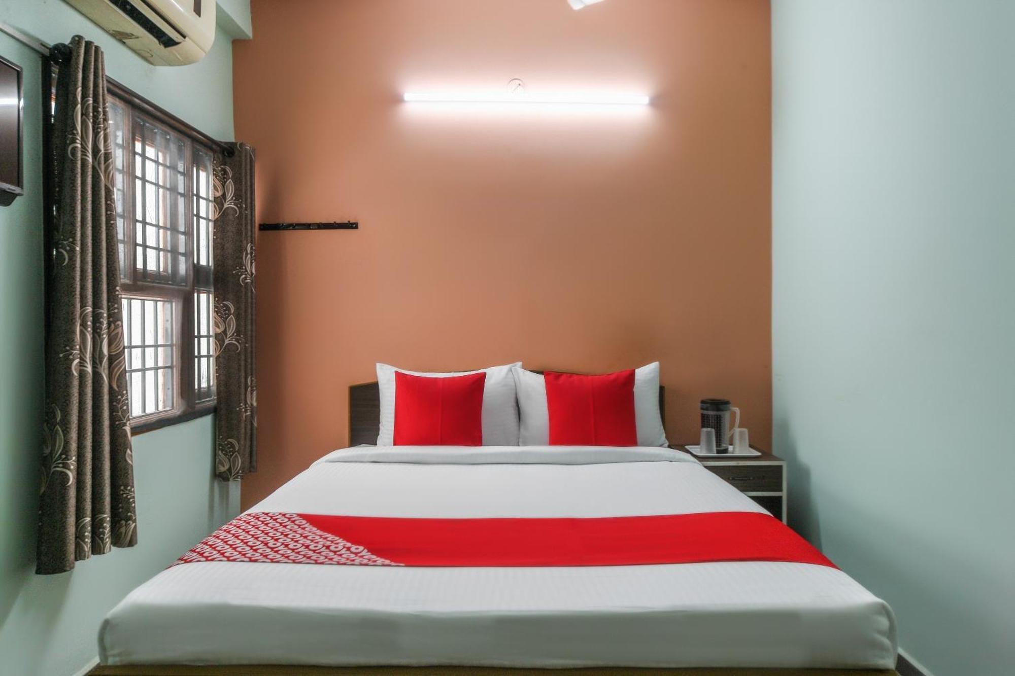 Oyo Modern Hotel 3*
