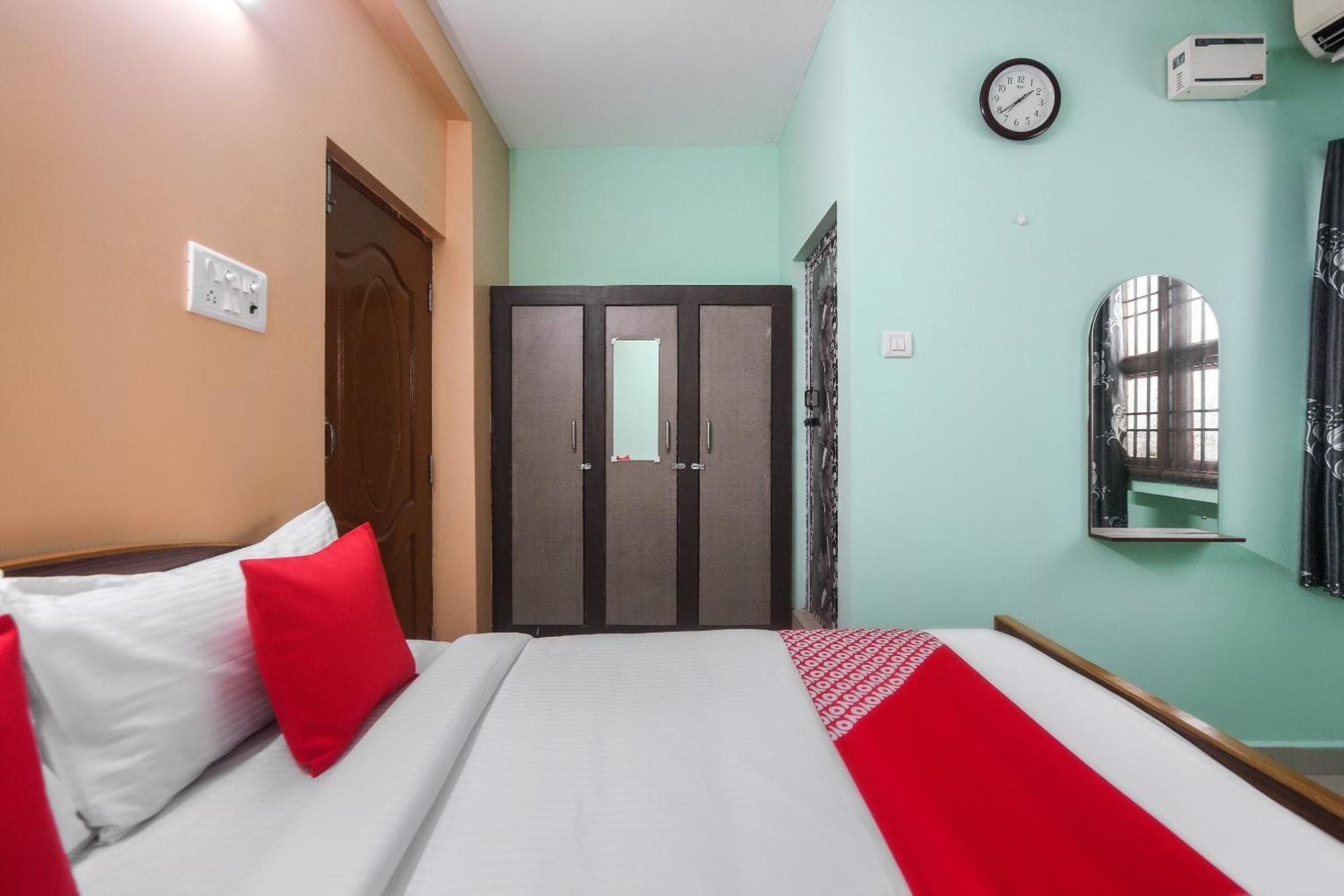 Hotel Oyo Modern 3*