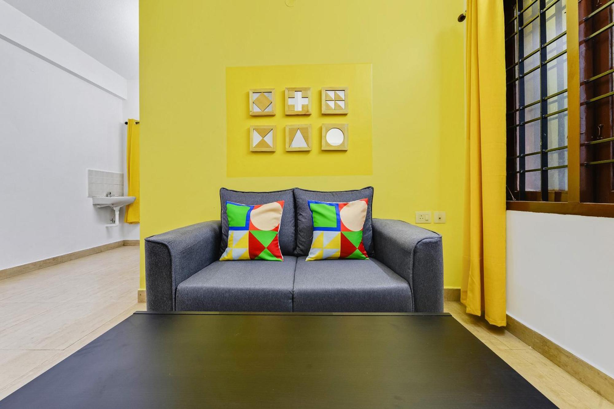 O G-cloud Near Thirumangalam Metro Station Guest house 3*