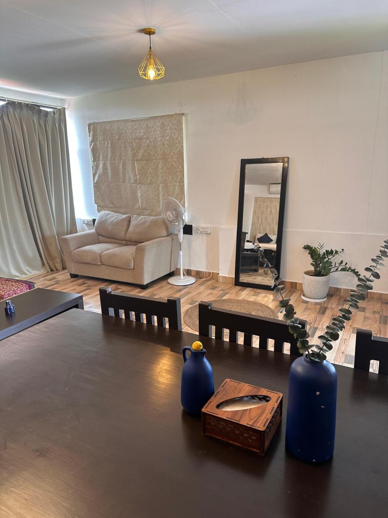 Brick Castle Hotel Chennai