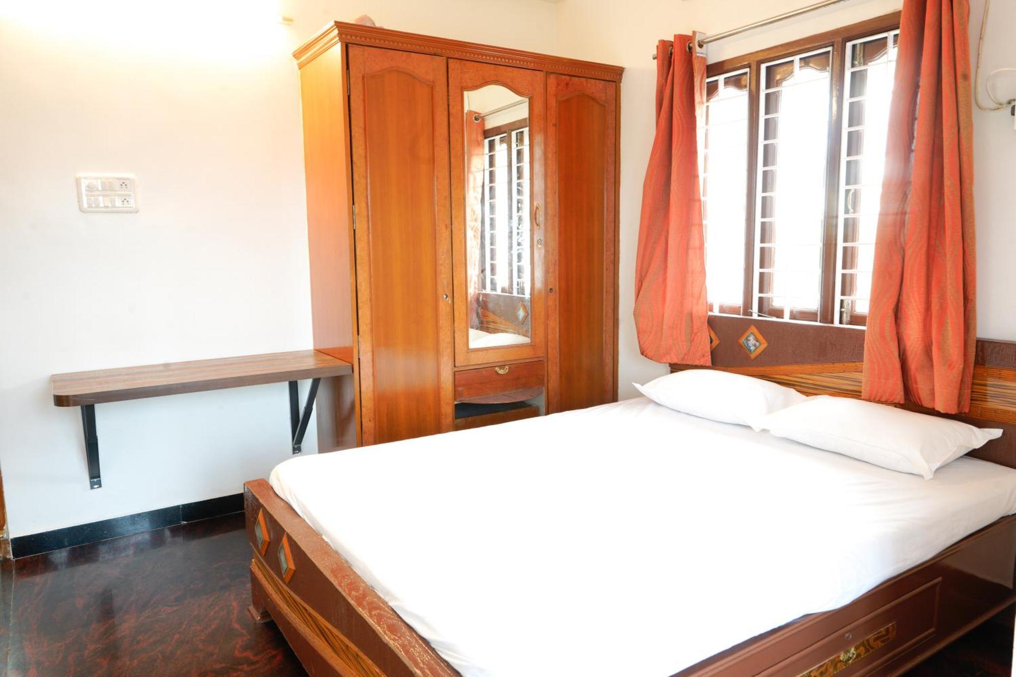 Bay Minaret - Lavish 4bhk House At Ecr Uthandi Chennai
