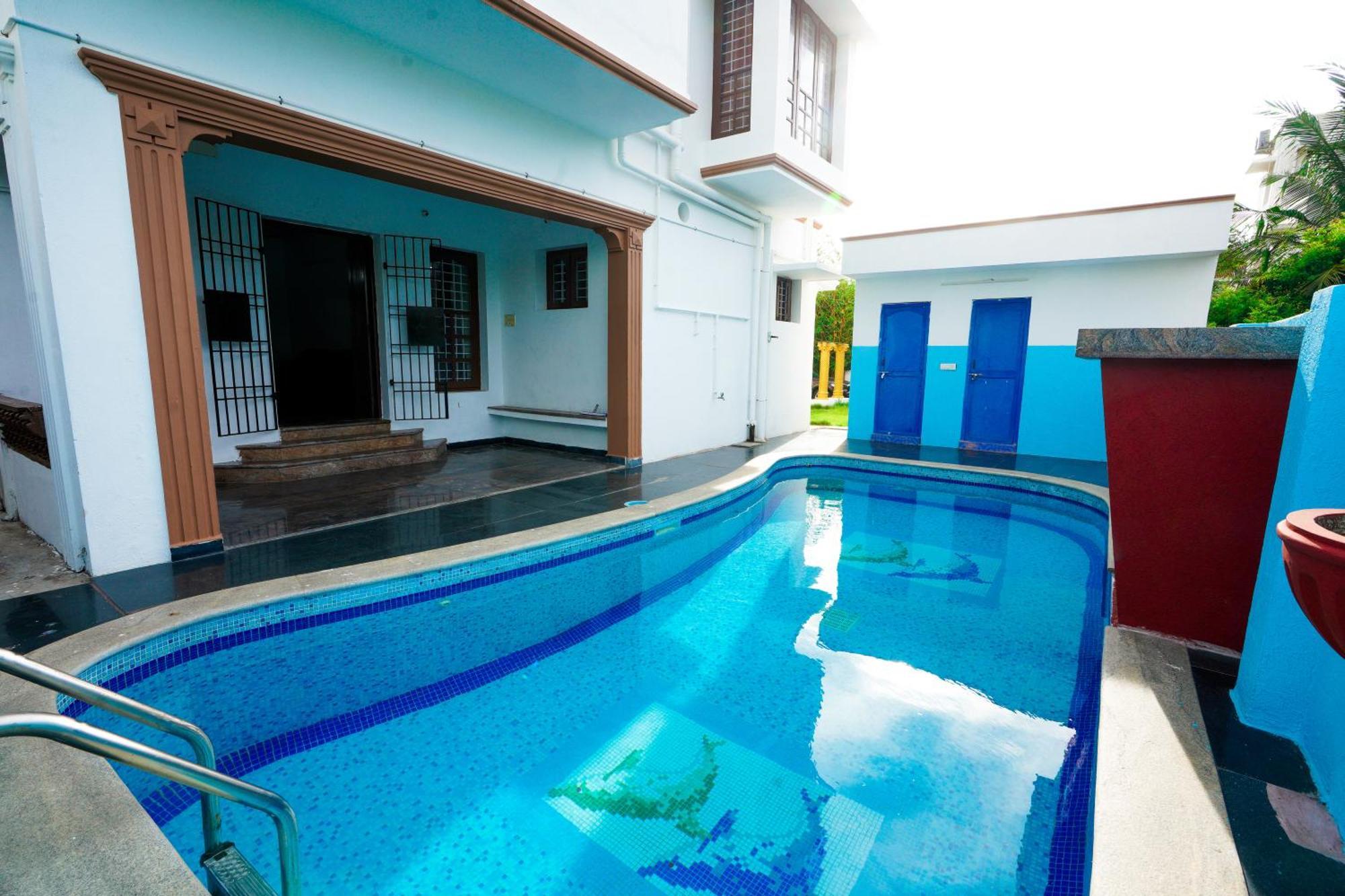 Villa Bay Minaret - Lavish 4bhk House At Ecr Uthandi Chennai