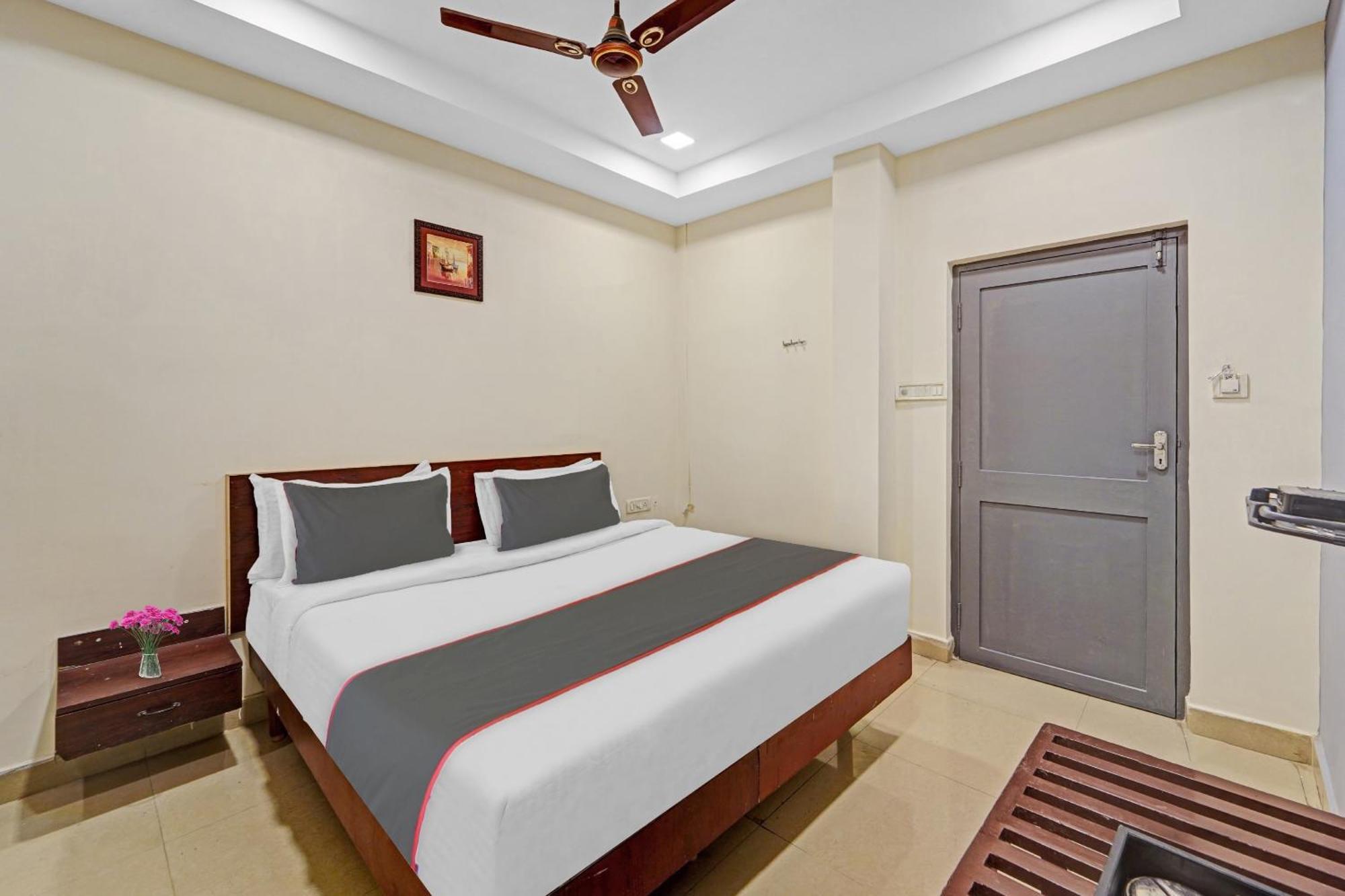 Hotel Super Townhouse G Silver Hotels Mount Road 4*