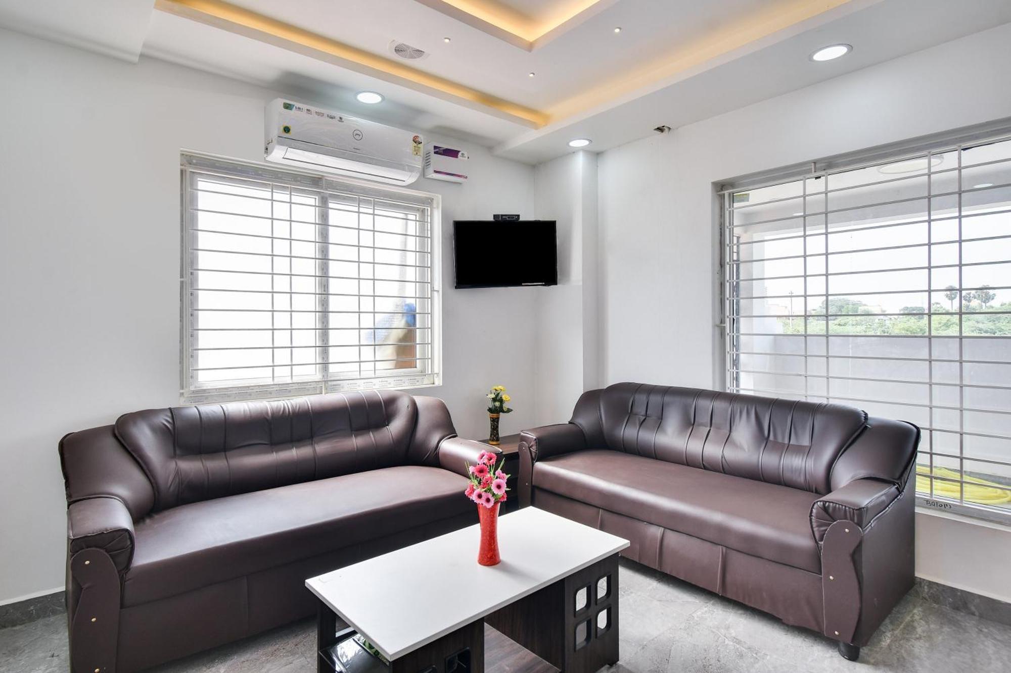 Hotel Oyo Flagship Ag Ashok Residency