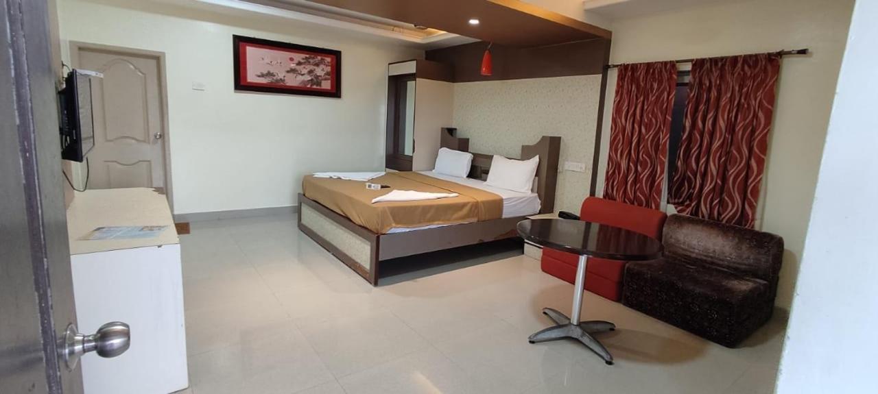 Hotel Park Chennai