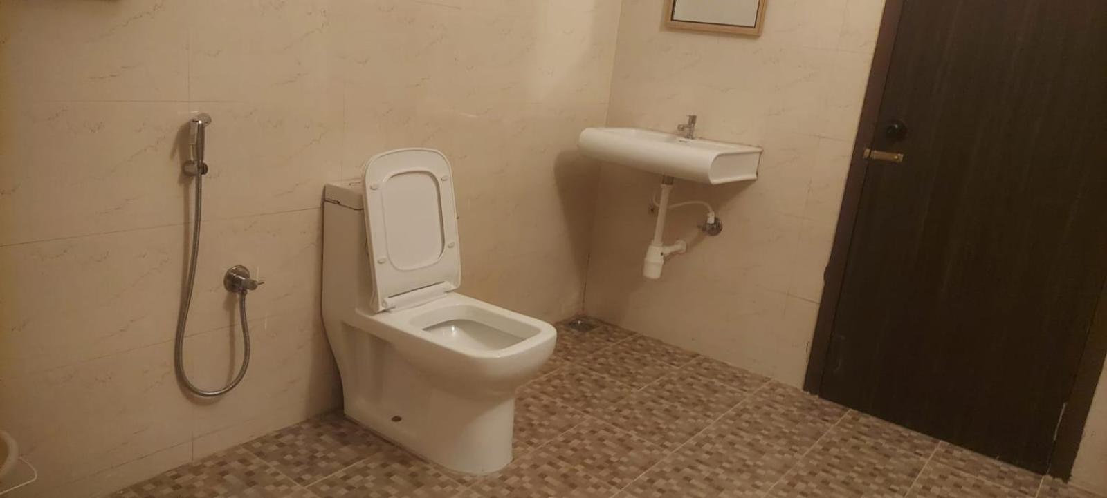 Capital O 69831 Mount Heera Hotel 3*