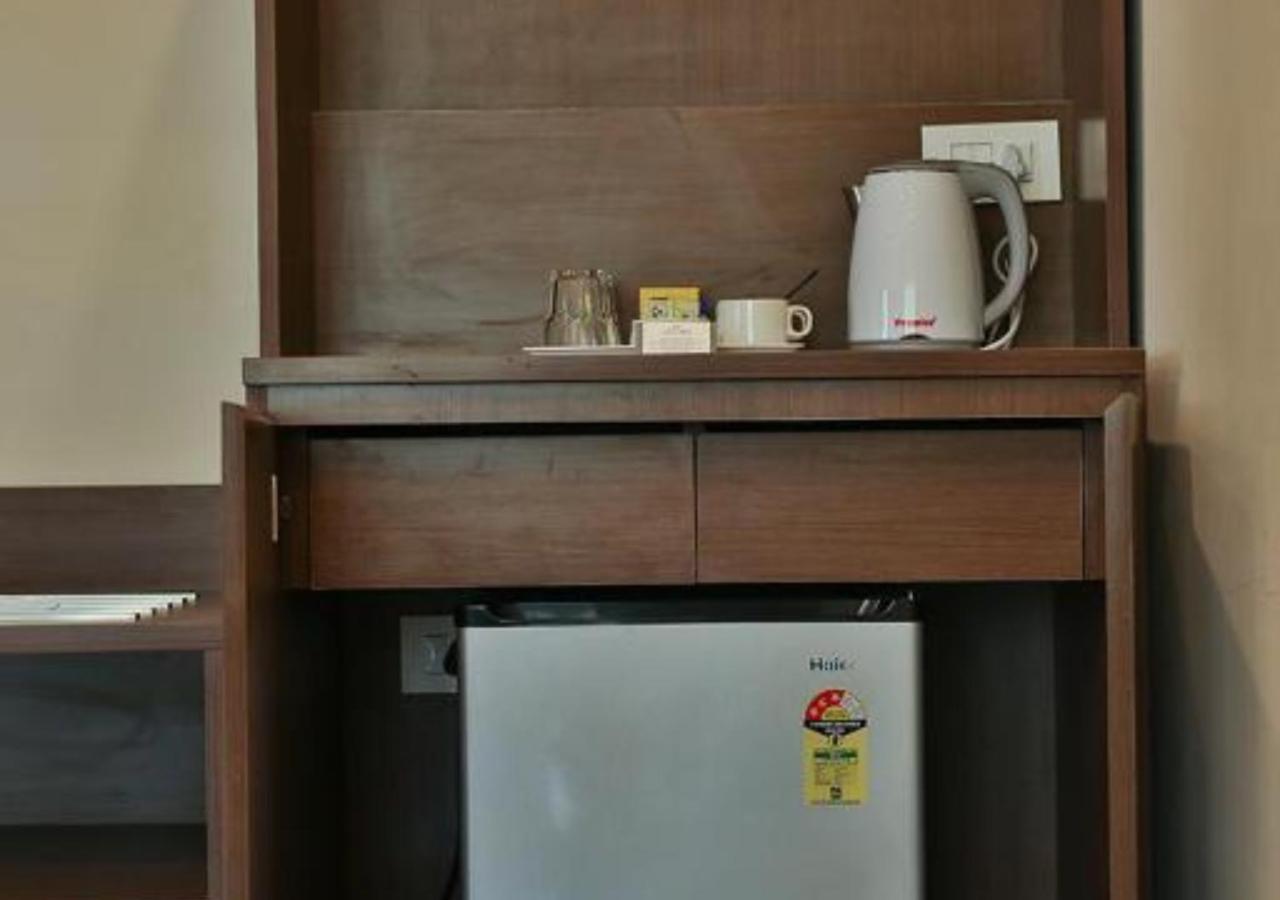 Hotel Accord Chrome 3*