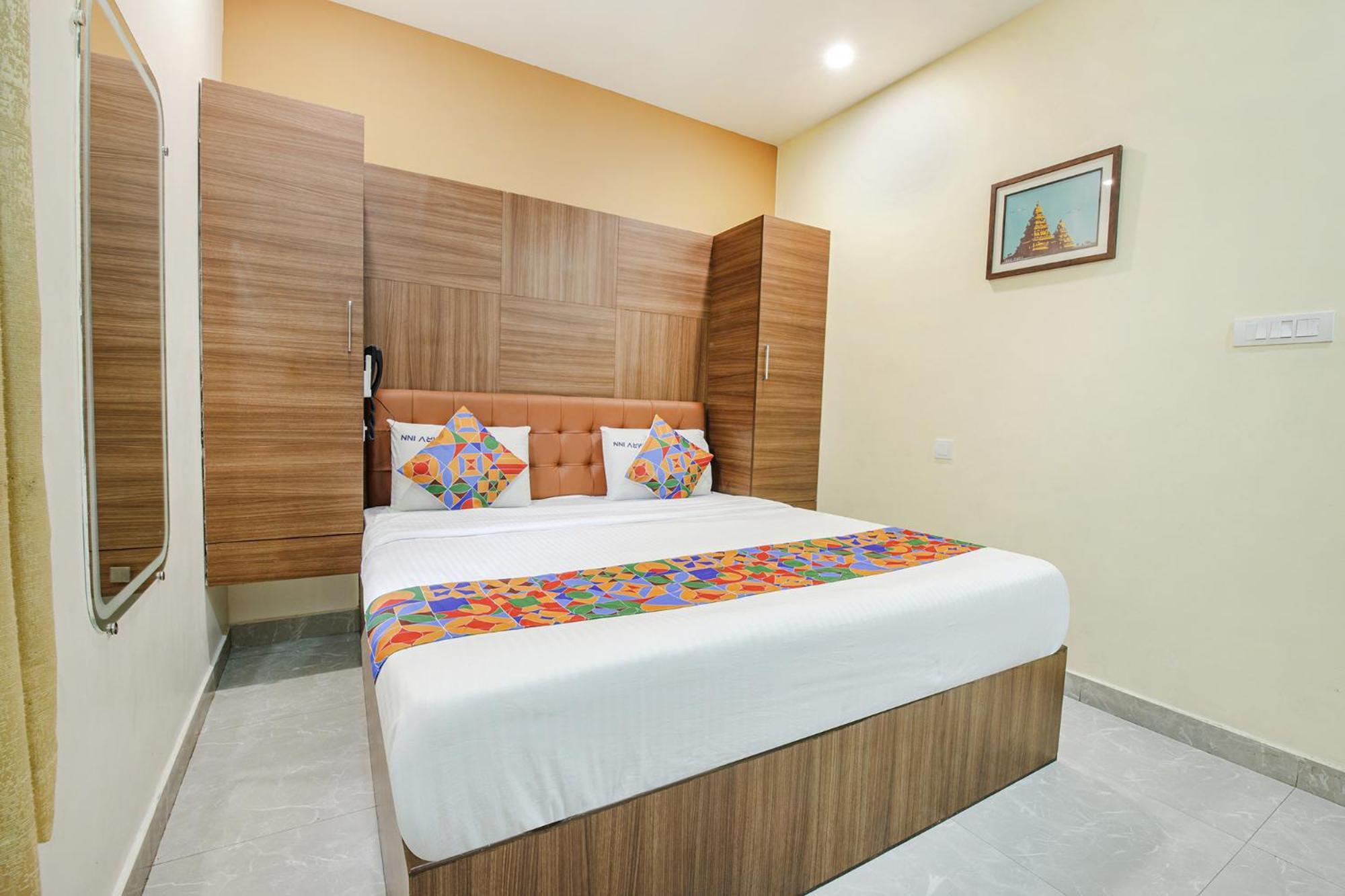 Hotel Fabhotel Mrv - Nr Express Avenue Mall & Spencer Plaza Mall