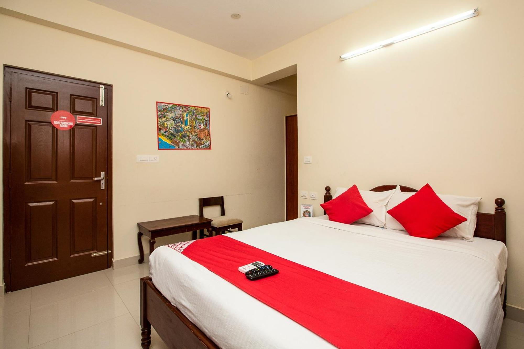 O Sholinganallur Hotel 3*