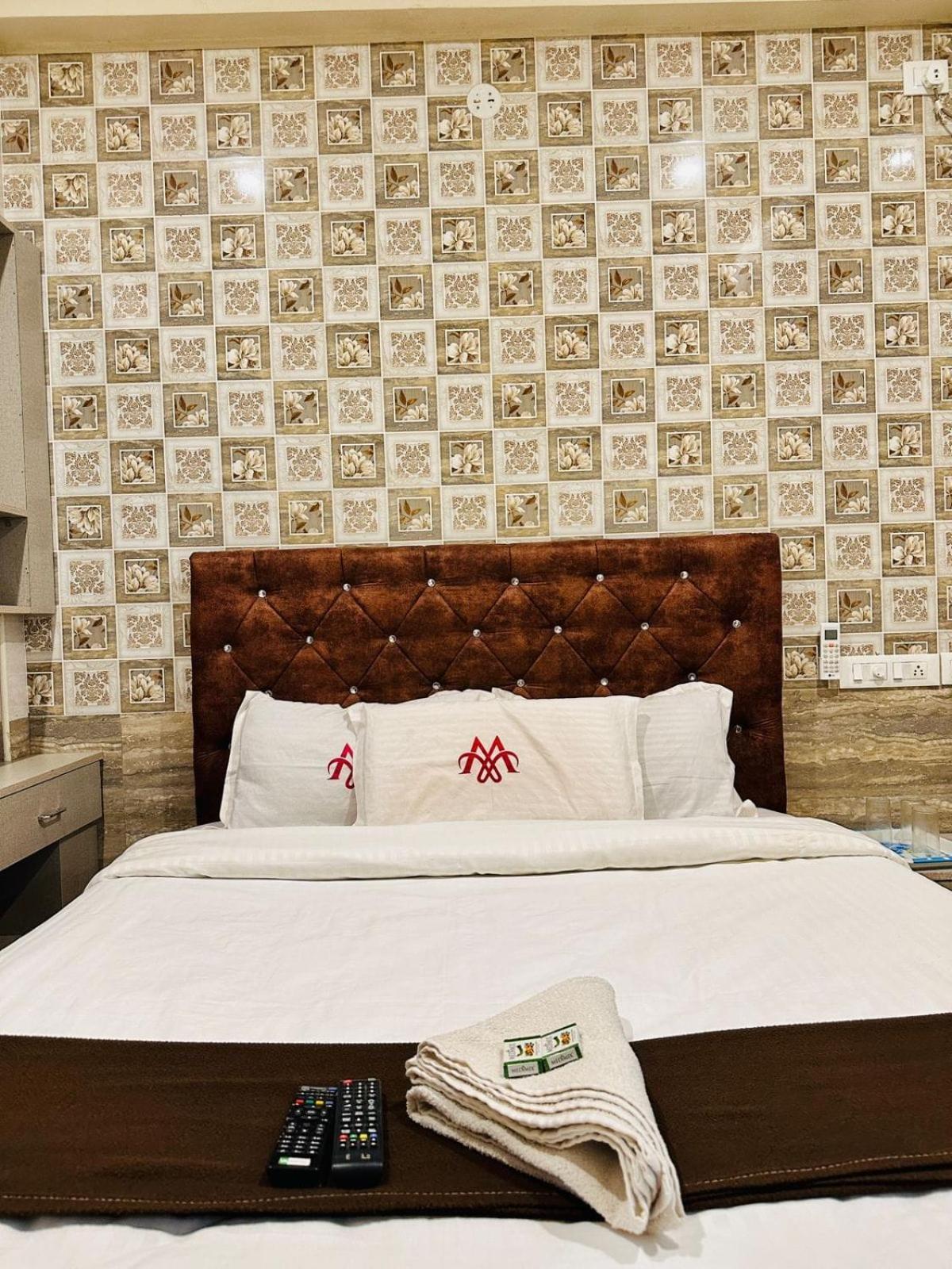 Rumah tetamu Marina Palace Chennai