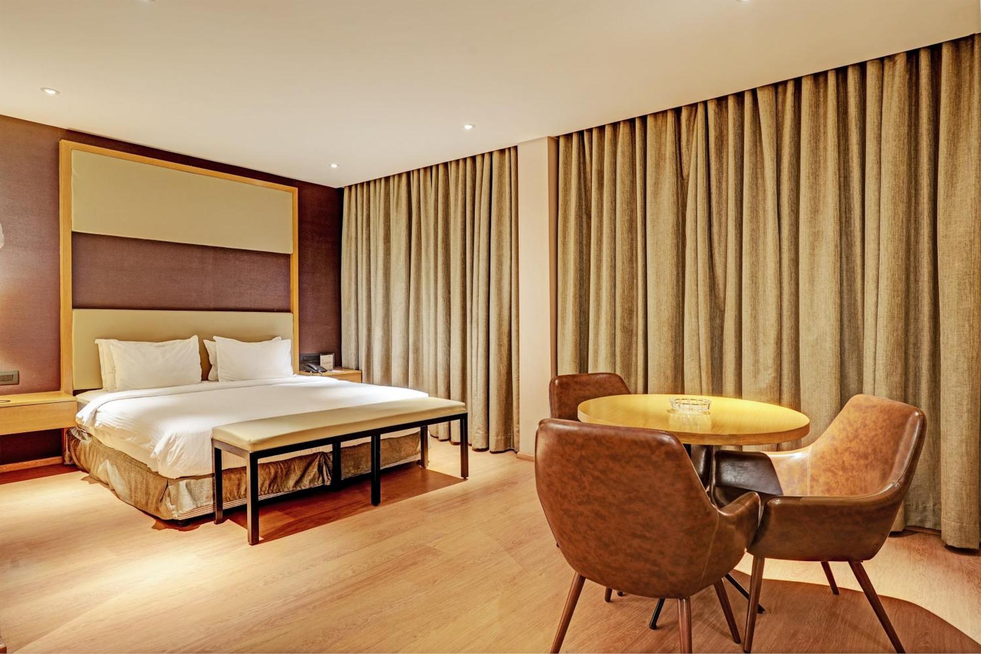 Oyo Palette - Victoria Resort 5*