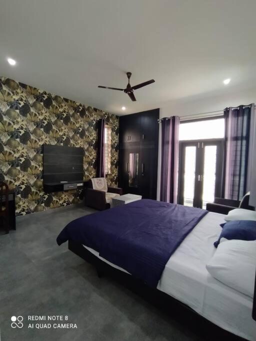 Sona Homes, House Rumah percutian
