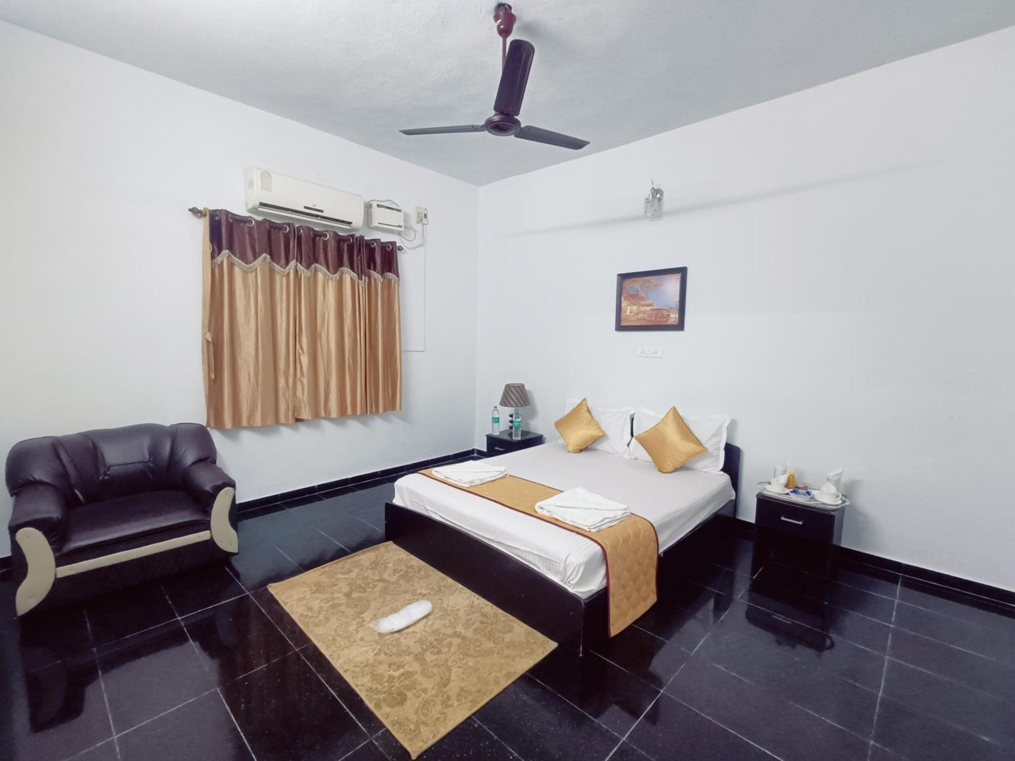 Trendy Service 3bhk Apartment *