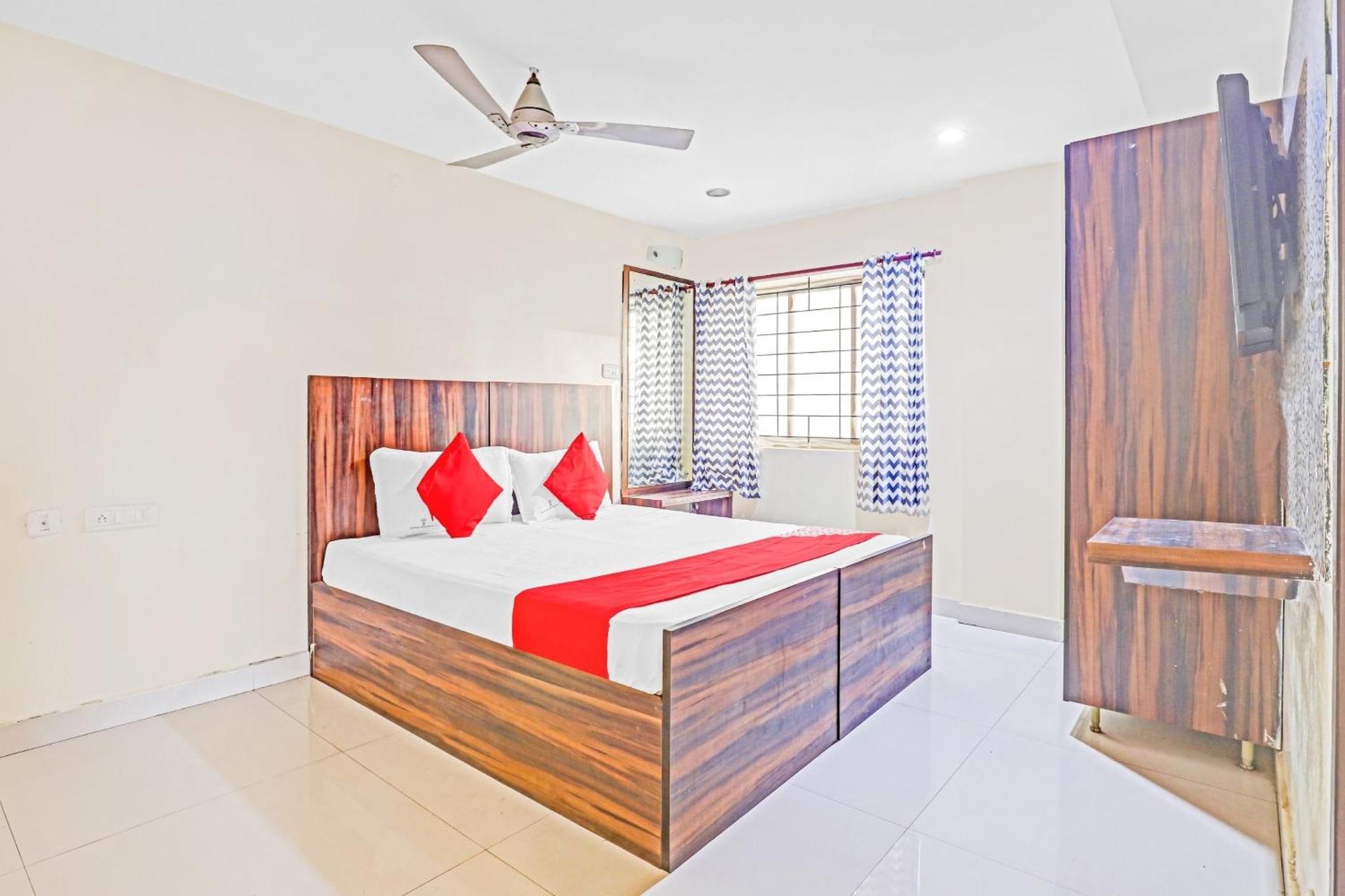 Hotel O Grand Residency 3*