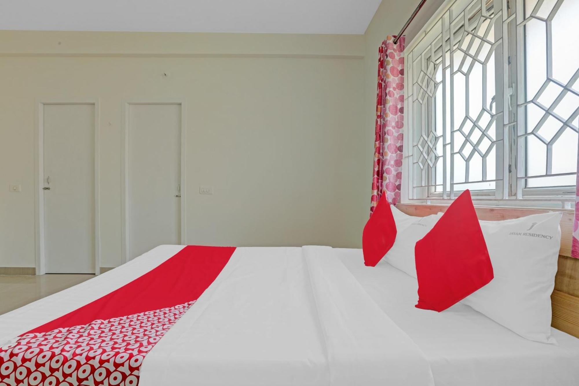 Hotel O Tiara Grand