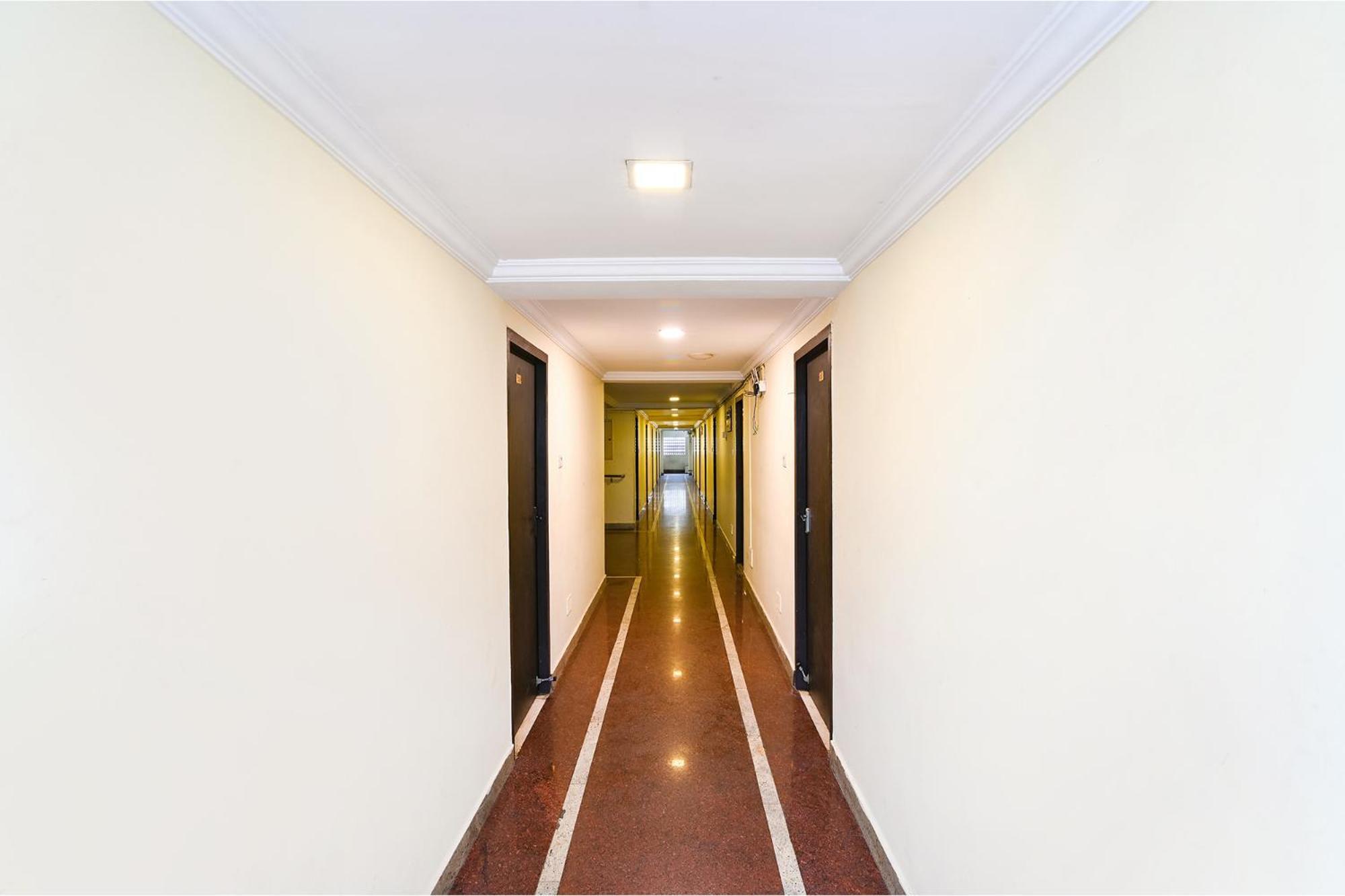 Fabhotel Neethu Residency - Nr Avm Film Chennai