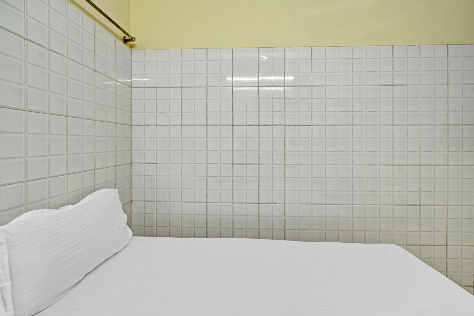 O Dream Palace Near Marina Hotel