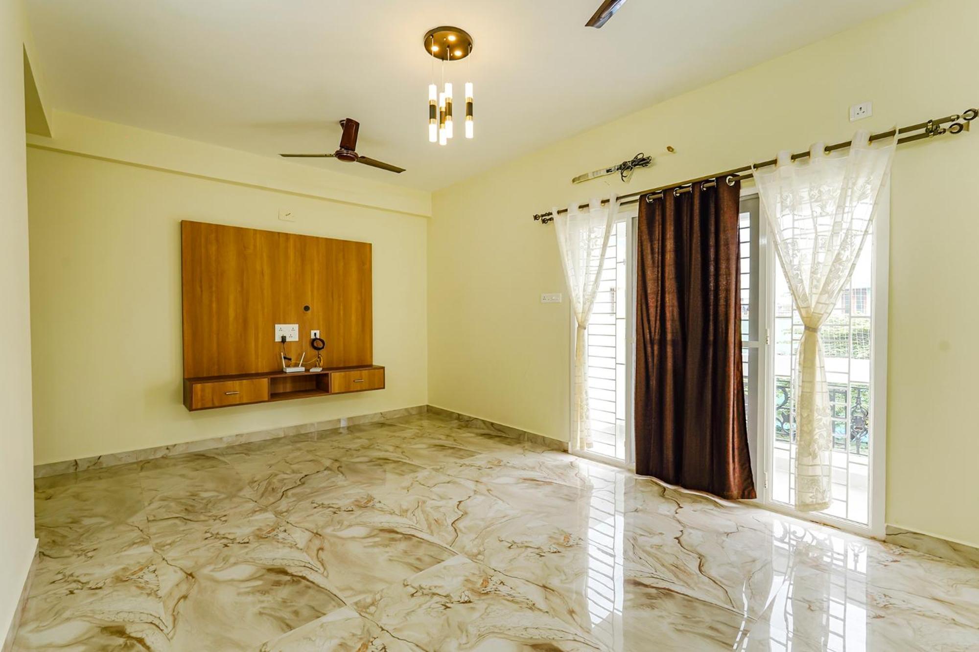Fabhotel Lucky Grand Residency Hotel