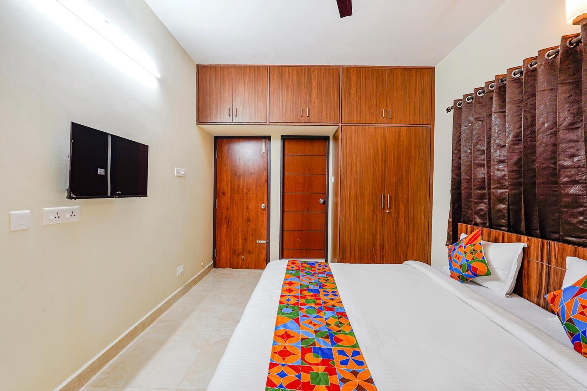 Fabhotel Lucky Grand Residency Hotel