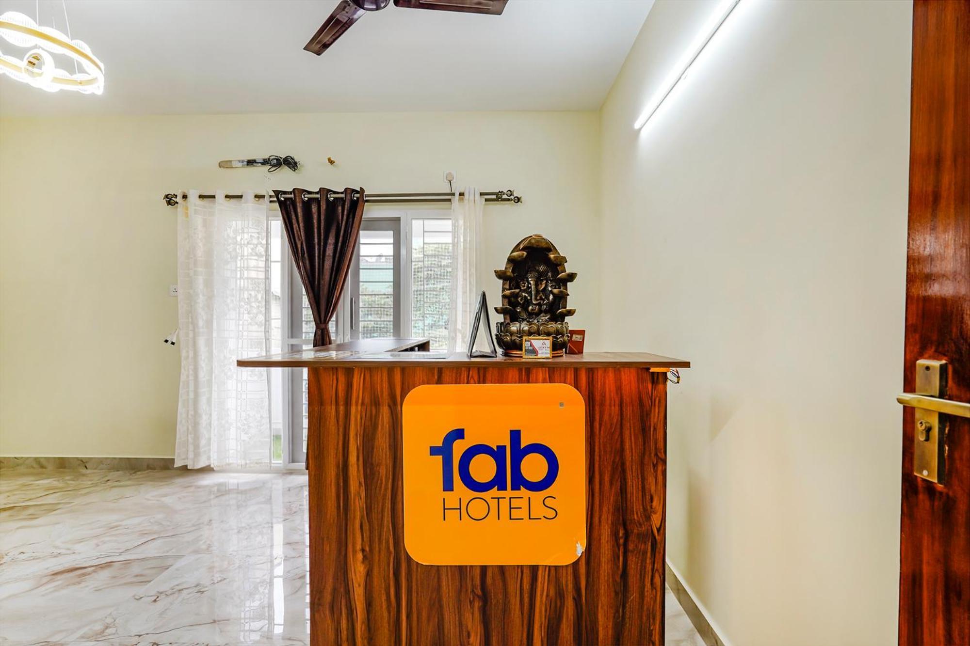 Fabhotel Lucky Grand Residency Hotel