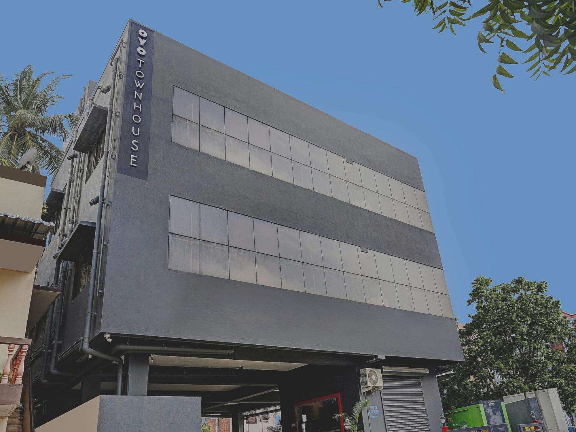 Hotel Townhouse Inn24 Airport 4*