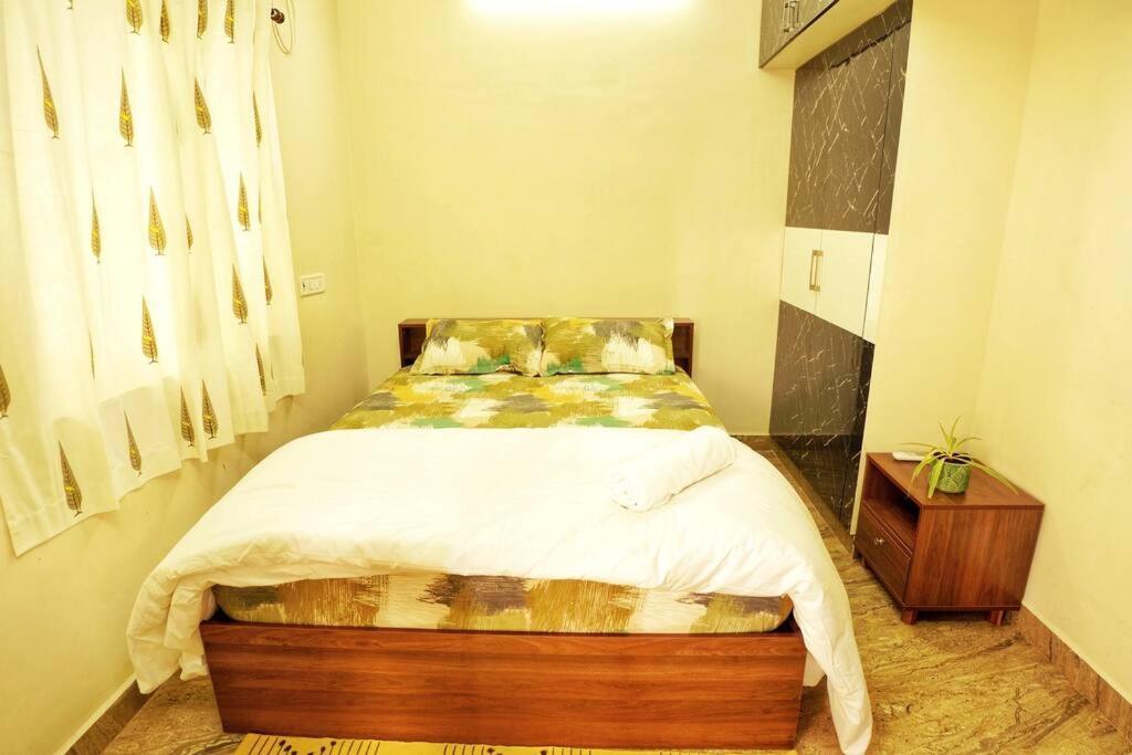 Apartment Mama Rose In Palikarnai Chennai