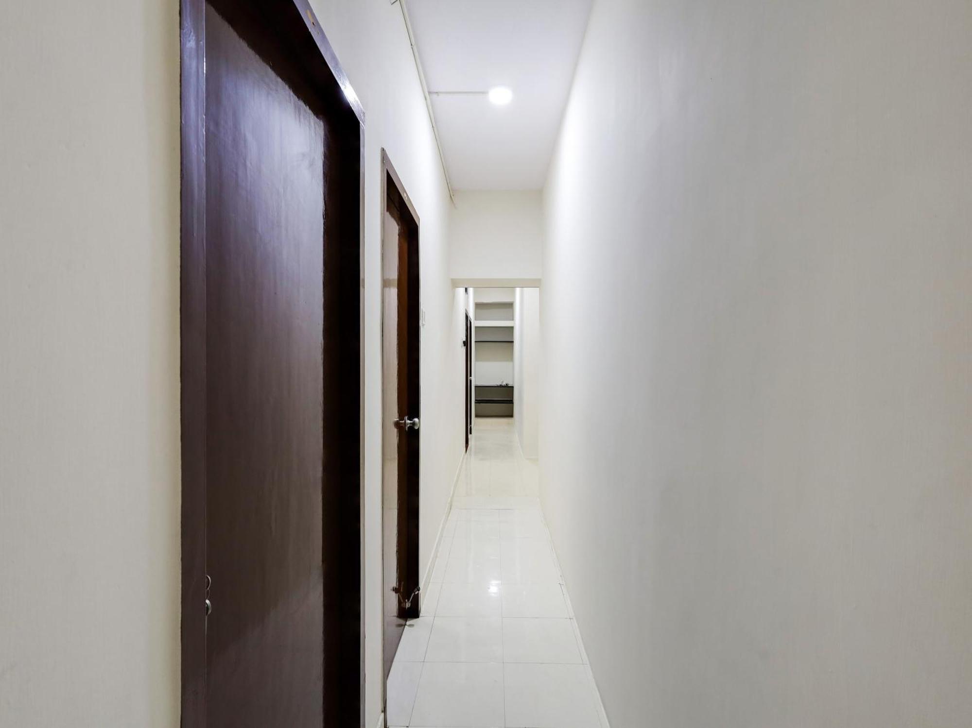Hotel O Valasaravakkam