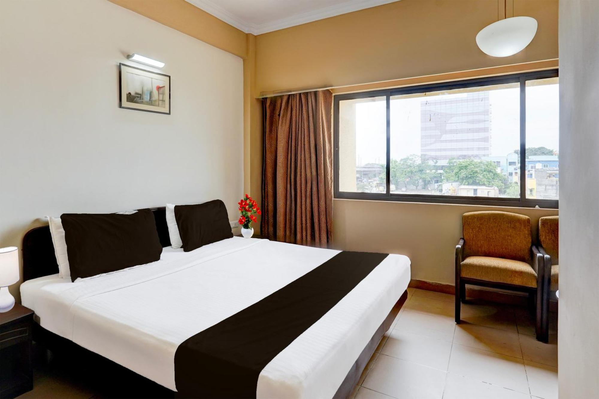 Super Townhouse Koyambedu