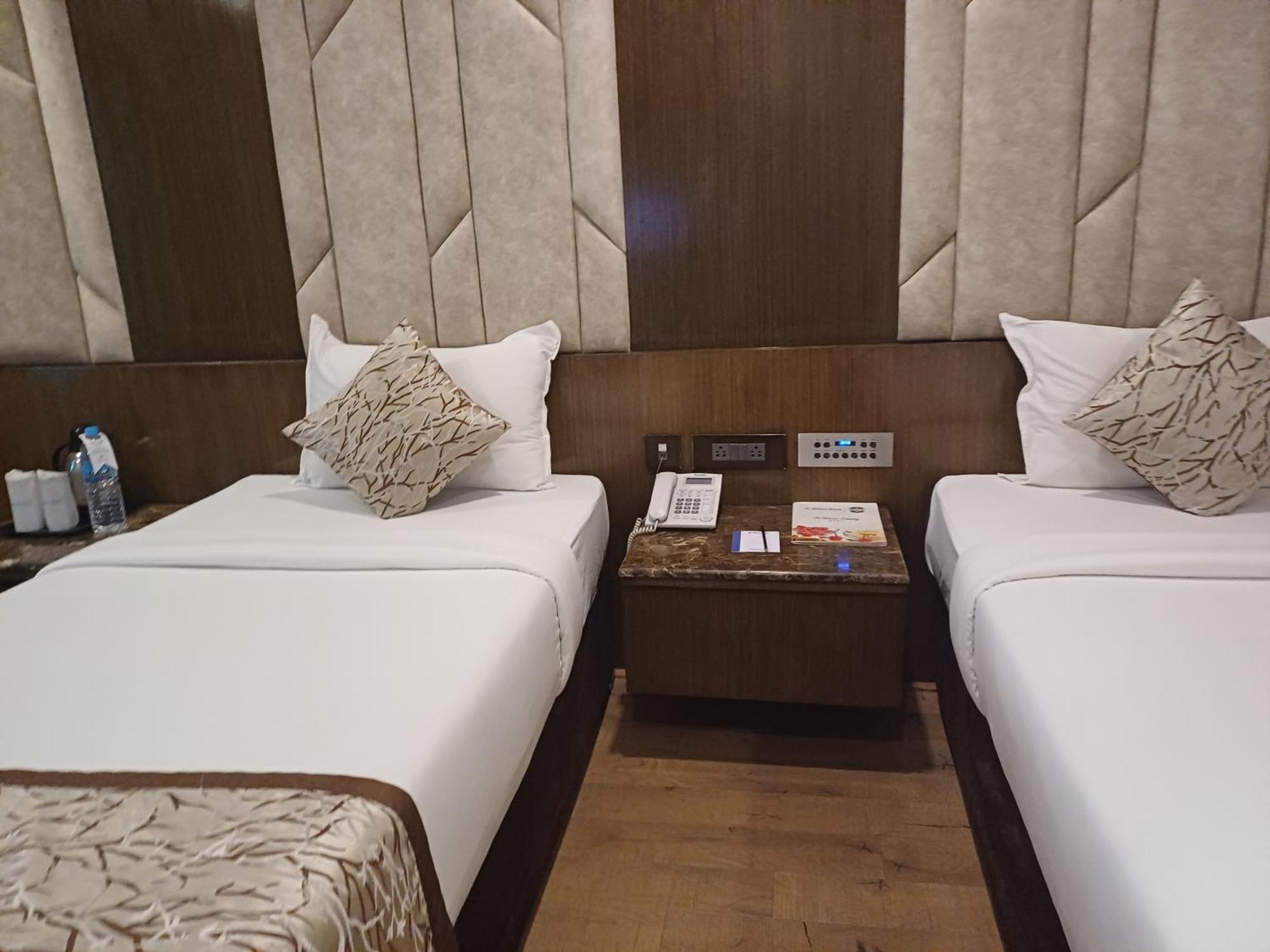 Benzz Park Hotel