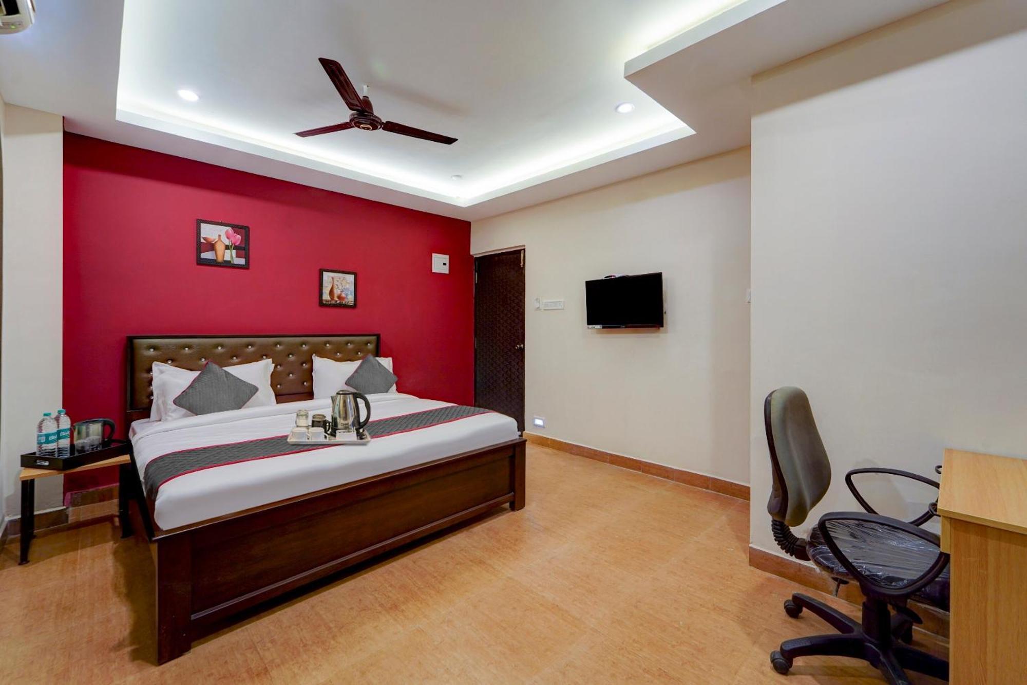 Super Townhouse G Silver Near Us Biometric Hotel